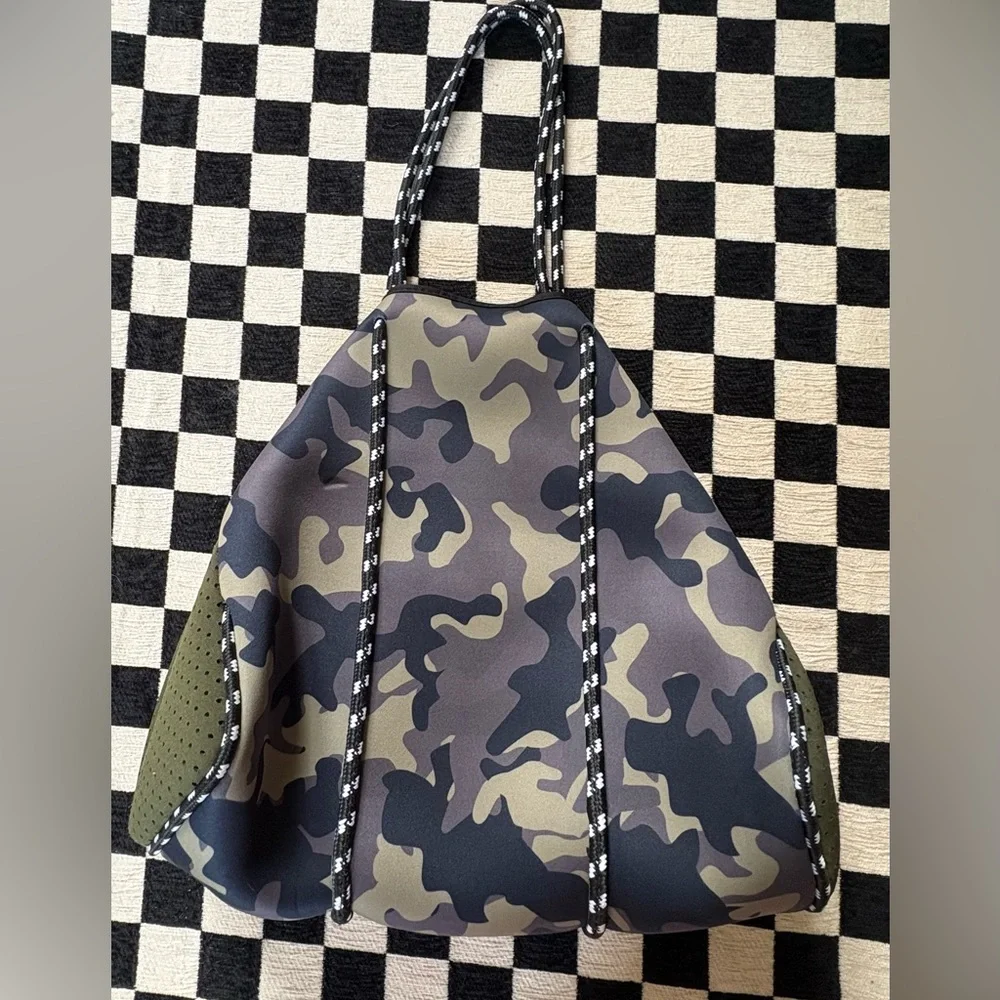 Neoprene Camouflage Tote
